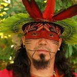 Cacique Yawanawá denuncia falsa venda de essências na internet