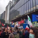 Manifestantes fazem protesto em SP contra atos terroristas em Brasília