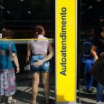 Bancos reabrem após feriado de carnaval Bancos reabrem após feriado de carnaval
