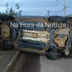 Motorista perde controle do veículo, bate na traseira de outro e capota em Rio Branco