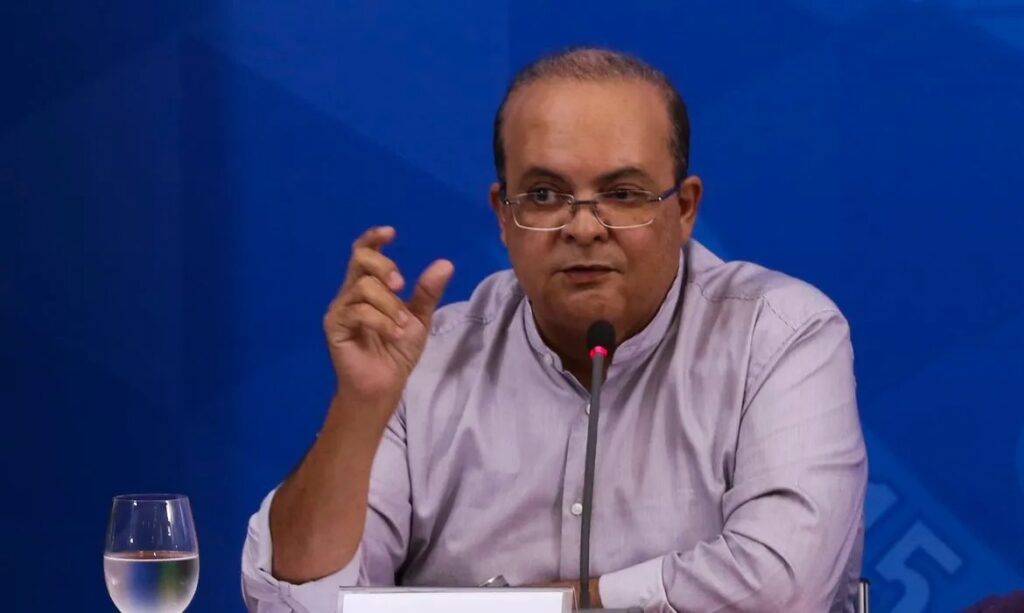 Moraes autoriza retorno de Ibaneis Rocha ao governo do DF