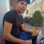 Irmã de brasiliense morto na Holanda diz que suspeito preso com carne humana é “louco e assassino”