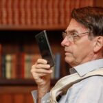 Bolsonaro avalia fazer pronunciamento para retorno ao Brasil