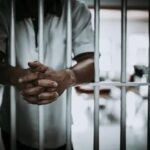 Polícia prende padrasto condenado a 18 anos por abusar de enteada, em Brasiléia Polícia prende padrasto condenado a 18 anos por abusar de enteada, em Brasiléia