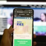 Estudantes podem se inscrever no Fies a partir desta terça-feira Estudantes podem se inscrever no Fies a partir desta terça-feira