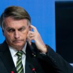Atos golpistas: após mais de 2h de depoimento, Bolsonaro deixa sede da PF