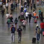 PCC paga um ano de salário por mala com drogas despachada no aeroporto