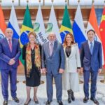 Lula critica FMI e pede que banco Brics tenha viés social e climático Lula critica FMI e pede que banco Brics tenha viés social e climático