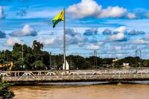 Rio Acre decresce 11 centímetros nas últimas 12 horas e amanhece na marca de 17,76 metros