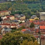 Ataque a tiros deixa cinco pessoas feridas na França Ataque a tiros deixa cinco pessoas feridas na França