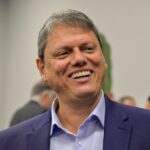 Tarcísio propõe aumento médio de 20% no salário dos policiais de SP