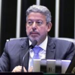 Sem votos, Lira teme derrota histórica no PL das Fake News e vira alvo Sem votos, Lira teme derrota histórica no PL das Fake News e vira alvo