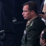 CPI dos Atos Antidemocráticos convoca Mauro Cid, braço direito de Bolsonaro