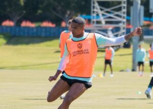 Justiça determina prisão de Douglas Costa, ex-Grêmio, por falta de pagamento de pensão alimentícia