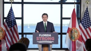 EUA: quem é DeSantis, adversário republicano de Trump nas eleições