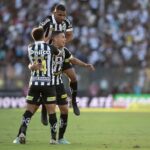 Deivid marca, Santos bate Vasco fora de casa e vence a segunda consecutiva no Brasileirão