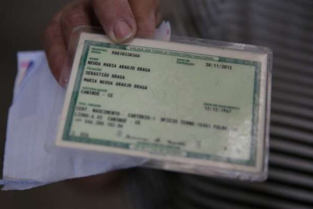 ALERTA! ESTE é o prazo para ATUALIZAR o RG: confira e não perca