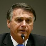 Bolsonaro admite inelegibilidade e reclama: “Julgamento politiqueiro”