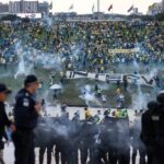 PM diz que bolsonaristas roubaram munição e chaves de motos da polícia no 8/1 PM diz que bolsonaristas roubaram munição e chaves de motos da polícia no 8/1