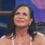 Gretchen detona haters e provoca com fotos ousadas de fio dental Gretchen detona haters e provoca com fotos ousadas de fio dental