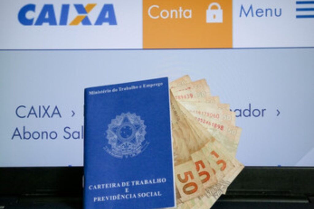 Feriado começa com GRANDE VITÓRIA para quem tem carteira assinada