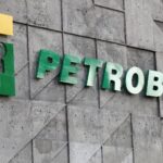 Justiça afasta presidente do Conselho da Petrobras do cargo Justiça afasta presidente do Conselho da Petrobras do cargo
