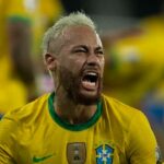 Neymar revela que cogitou deixar Seleção: 'Vão ter que aguentar de novo'
