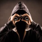 Número de crimes de stalking contra mulheres cresce no Acre, aponta relatório