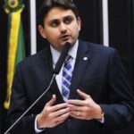 Farra das viagens: ministro de Lula embolsou dinheiro público com “esticadinhas” em agendas
