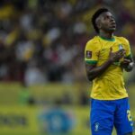 Vini Jr. é cortado da Seleção Brasileira e dá lugar para Raphinha Vini Jr. é cortado da Seleção Brasileira e dá lugar para Raphinha