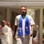 Campeão mundial comemora Al-Hilal ter levado Neymar: Campeão mundial comemora Al-Hilal ter levado Neymar:
