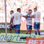 Com lei do ex, Fortaleza vence o Inter fora de casa e encosta no G6