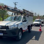 Carros da Energisa chegam em invasão do Irineu Serra para desligar energia