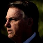Bolsonaro é internado em hospital de São Paulo
