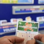 Ninguém acerta os números da Mega Sena e prêmio acumula em R$ 5,5 milhões