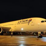 Avião da Latam não consegue decolar após capivaras invadir pista do aeroporto de Rio Branco Avião da Latam não consegue decolar após capivaras invadir pista do aeroporto de Rio Branco