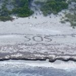 Homem fica isolado em ilha por 3 dias e é resgatado após escrever 