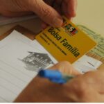 Cartão do Bolsa Família está sendo entregue NESTA cidade; Veja qual! Cartão do Bolsa Família está sendo entregue NESTA cidade; Veja qual!