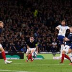 Inglaterra vai ao Hampden Park e bate a Escócia em jogo festivo