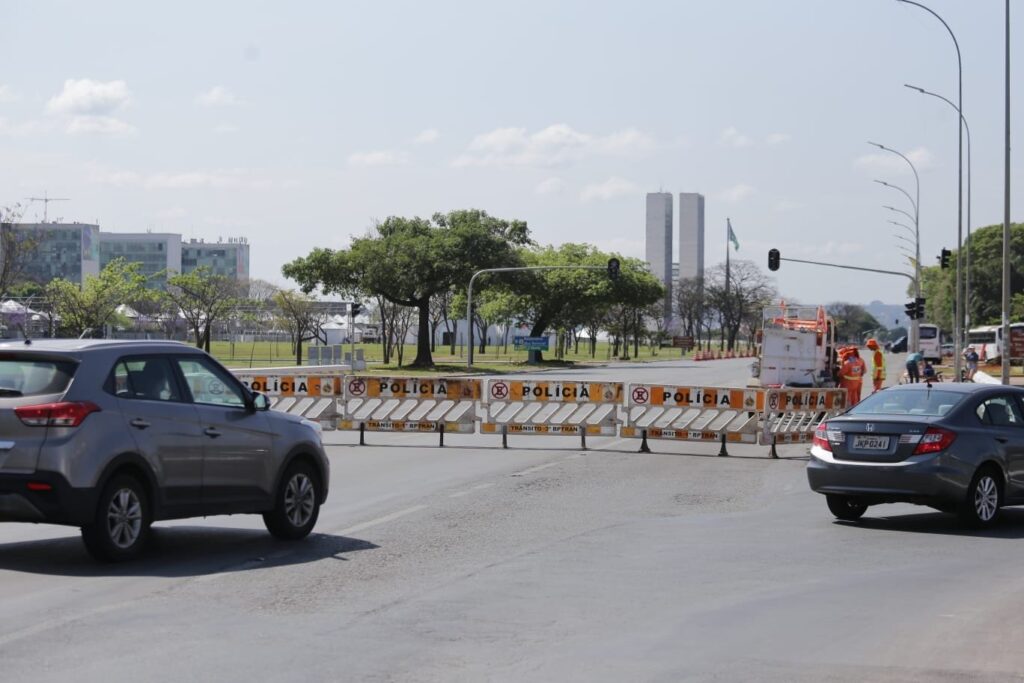 Governo define horário de expediente de servidores em 6 de setembro