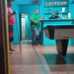 Em Sena Madureira, motorista da carreta 'Sonho Meu' é flagrado ingerindo bebida alcoólica e populares acionam a polícia