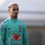 Antony admite 'relação turbulenta', mas alega que ex-namorada manipulou prints Antony admite 'relação turbulenta', mas alega que ex-namorada manipulou prints