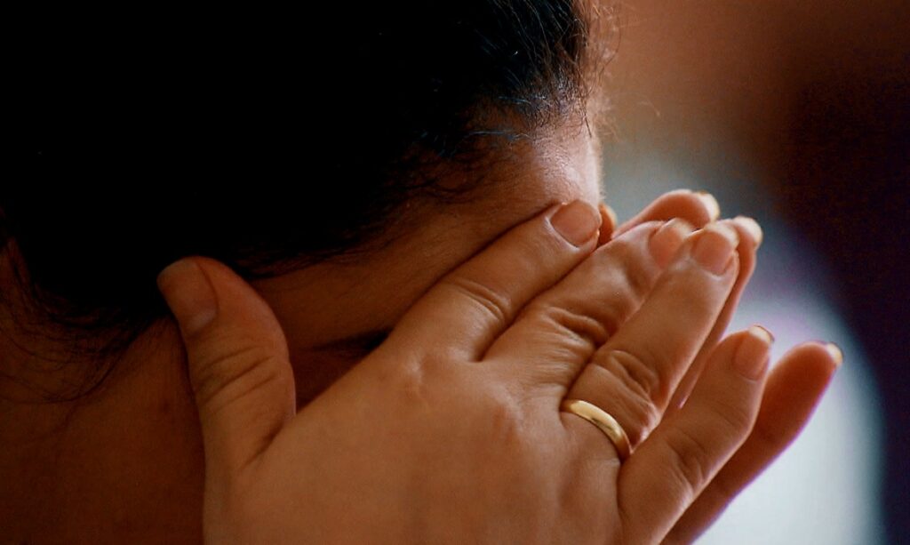 Tratamento do burnout não deve ser individualizado, diz especialista