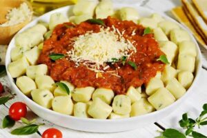 Aprendi essa receita de nhoque de batata com um chef italiano e é maravilhosa