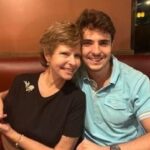 Filho de Gugu Liberato conquista corações nos bastidores e emissoras disputam sua contratação Filho de Gugu Liberato conquista corações nos bastidores e emissoras disputam sua contratação