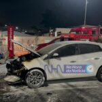Carro é parcialmente consumido por incêndio em estacionamento de supermercado de Rio Branco Carro é parcialmente consumido por incêndio em estacionamento de supermercado de Rio Branco