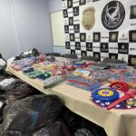 Brinquedos apreendidos em operação são doados para crianças em Manaus Brinquedos apreendidos em operação são doados para crianças em Manaus