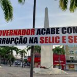 Na capital, faixas anônimas amanhecem em pontos estratégicos com a frase: Na capital, faixas anônimas amanhecem em pontos estratégicos com a frase: