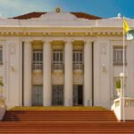 Governo do Acre emite nota após faixas anônimas pedindo o fim da corrupção serem colocadas na capital