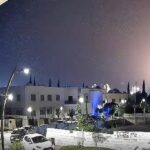 Foguetes do Hamas atingem os arredores de Tel Aviv e deixam feridos Foguetes do Hamas atingem os arredores de Tel Aviv e deixam feridos